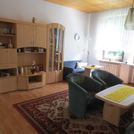 Apartment Im Dichterviertel *